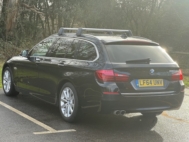 BMW 5 Series 2.0 520d Luxury Touring 5dr Diesel Auto Euro 6 (s/s) (190 ps) - U10654