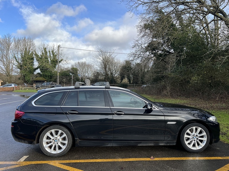 BMW 5 Series 2.0 520d Luxury Touring 5dr Diesel Auto Euro 6 (s/s) (190 ps) - U10654