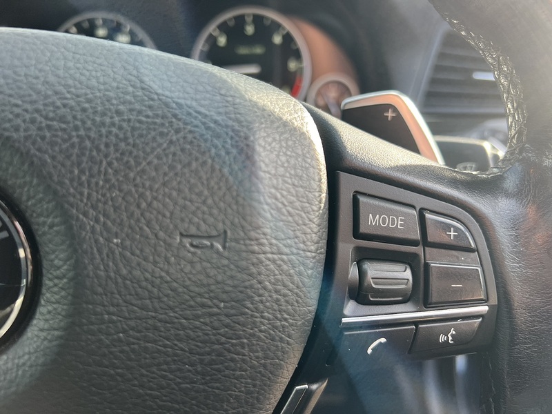 BMW 5 Series 2.0 520d Luxury Touring 5dr Diesel Auto Euro 6 (s/s) (190 ps) - U10654