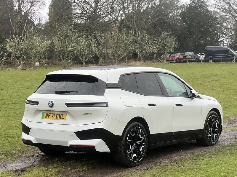 BMW iX 40 76.6kWh M Sport SUV 5dr Electric Auto xDrive (326 ps) SUV Automatic Electric | 4WD|360 - U10659