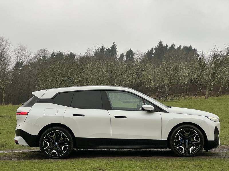 BMW iX 40 76.6kWh M Sport SUV 5dr Electric Auto xDrive (326 ps) SUV Automatic Electric | 4WD|360 - U10659