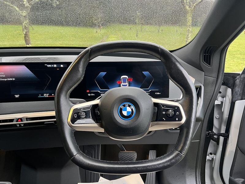 BMW iX 40 76.6kWh M Sport SUV 5dr Electric Auto xDrive (326 ps) SUV Automatic Electric | 4WD|360 - U10659
