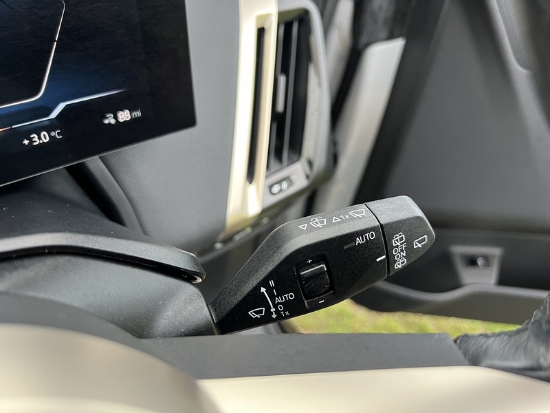 BMW iX 40 76.6kWh M Sport SUV 5dr Electric Auto xDrive (326 ps) SUV Automatic Electric | 4WD|360 - U10659