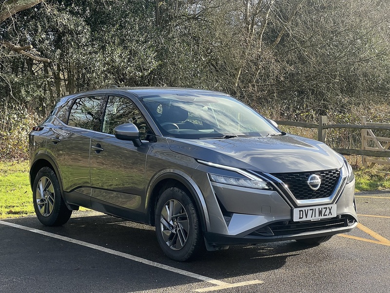 Nissan Qashqai 1.3 DIG-T MHEV Acenta Premium SUV 5dr Petrol Hybrid XTRON Euro 6 (s/s) (158 ps) - U10660
