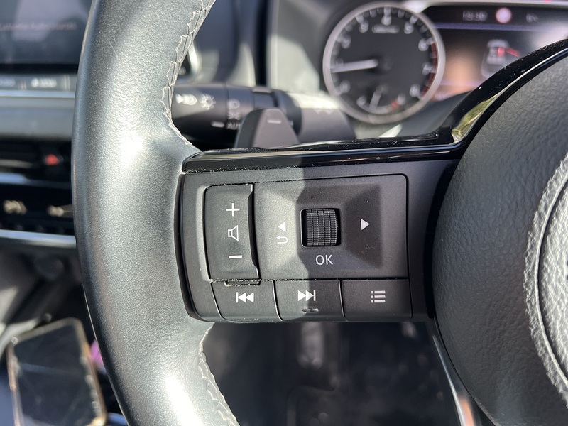 Nissan Qashqai 1.3 DIG-T MHEV Acenta Premium SUV 5dr Petrol Hybrid XTRON Euro 6 (s/s) (158 ps) - U10660