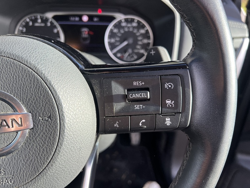 Nissan Qashqai 1.3 DIG-T MHEV Acenta Premium SUV 5dr Petrol Hybrid XTRON Euro 6 (s/s) (158 ps) - U10660