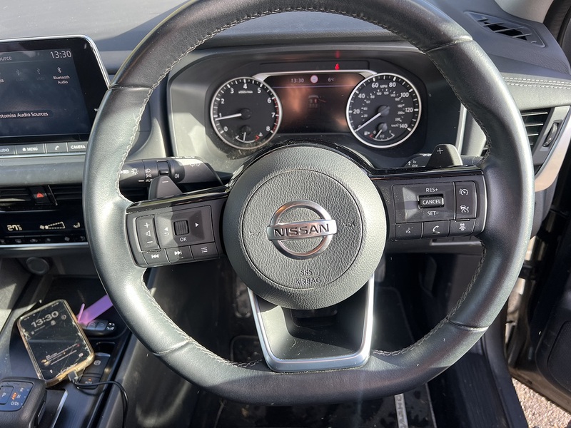 Nissan Qashqai 1.3 DIG-T MHEV Acenta Premium SUV 5dr Petrol Hybrid XTRON Euro 6 (s/s) (158 ps) - U10660