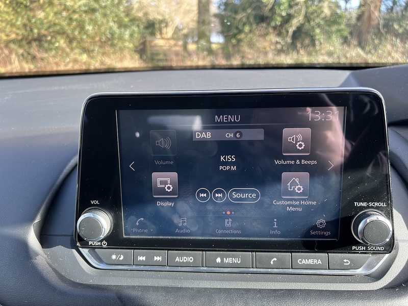 Nissan Qashqai 1.3 DIG-T MHEV Acenta Premium SUV 5dr Petrol Hybrid XTRON Euro 6 (s/s) (158 ps) - U10660