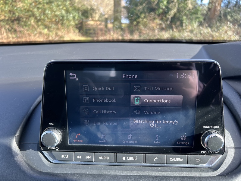 Nissan Qashqai 1.3 DIG-T MHEV Acenta Premium SUV 5dr Petrol Hybrid XTRON Euro 6 (s/s) (158 ps) - U10660