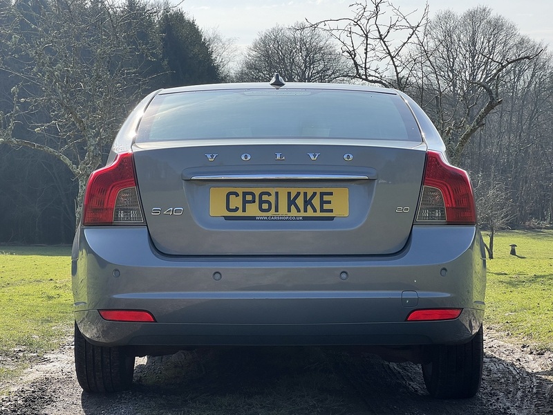 Volvo S40 2.0 SE Lux Edition Saloon 4dr Petrol Manual Euro 5 (145 ps) Saloon Manual Petrol | S/NAV|PARK - U10666
