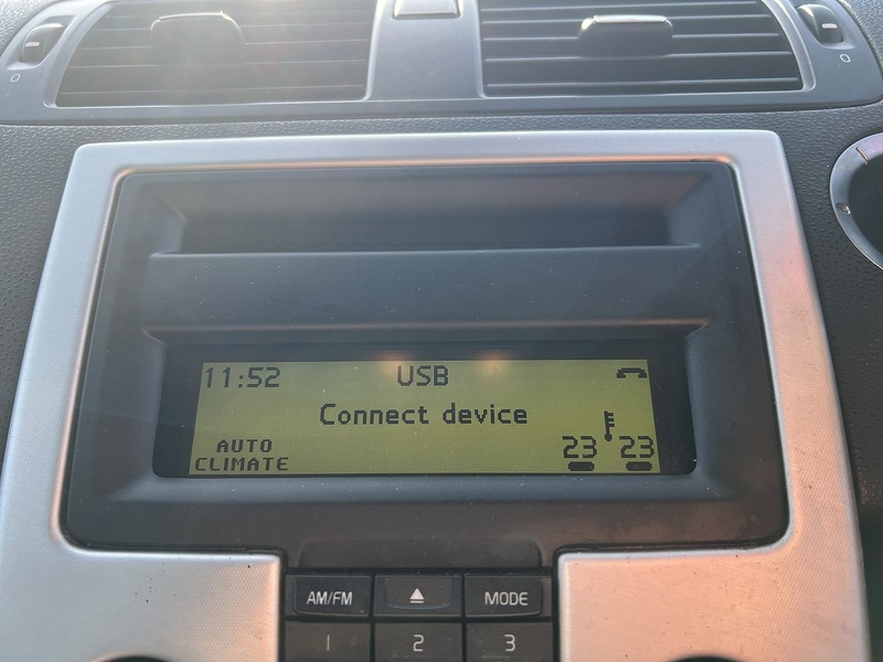 Volvo S40 2.0 SE Lux Edition Saloon 4dr Petrol Manual Euro 5 (145 ps) Saloon Manual Petrol | S/NAV|PARK - U10666