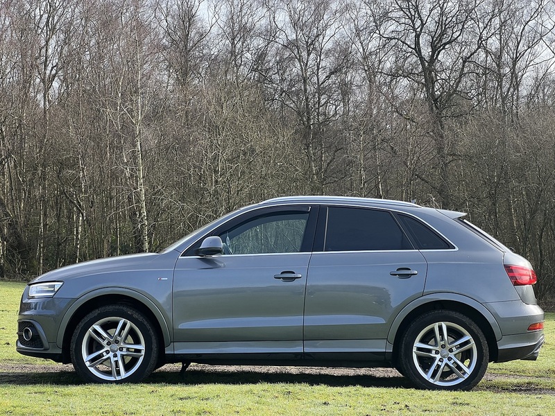 Audi Q3 2.0 TDI S line SUV 5dr Diesel Manual quattro Euro 5 (s/s) (140 ps) SUV Manual Diesel | - U10667