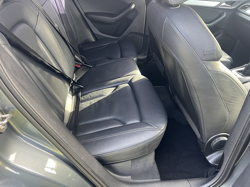 Audi Q3 2.0 TDI S line SUV 5dr Diesel Manual quattro Euro 5 (s/s) (140 ps) SUV Manual Diesel | - U10667