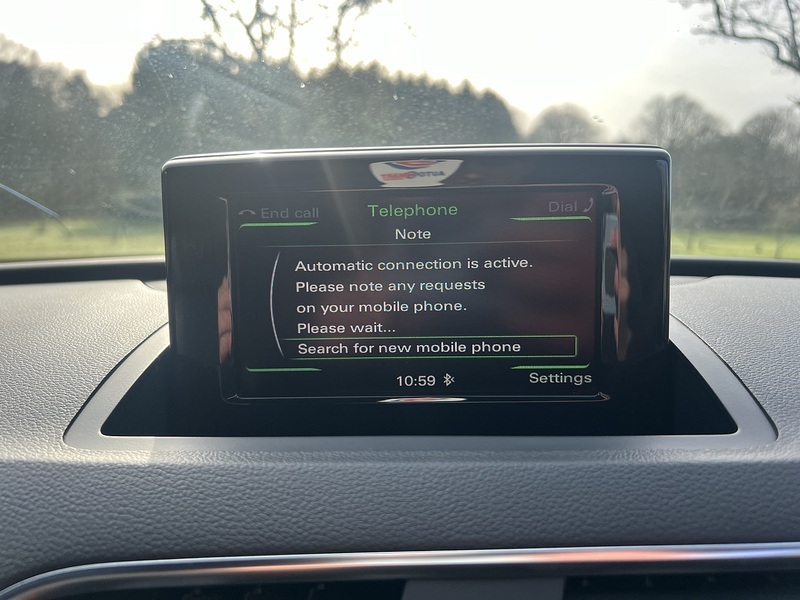 Audi Q3 2.0 TDI S line SUV 5dr Diesel Manual quattro Euro 5 (s/s) (140 ps) SUV Manual Diesel | - U10667