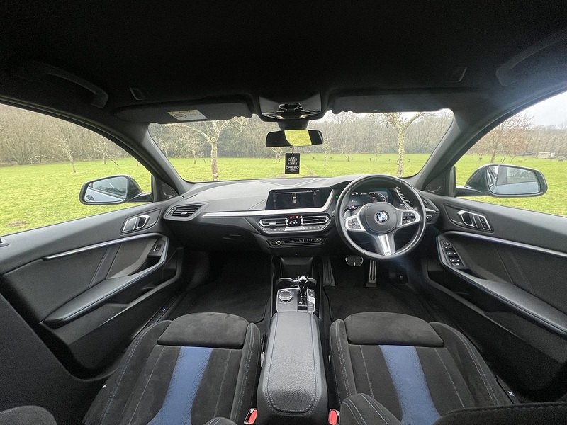 BMW 1 Series 2.0 M135i Hatchback 5dr Petrol Auto xDrive Euro 6 (s/s) (306 ps) Hatchback Automatic Petrol | - U10672