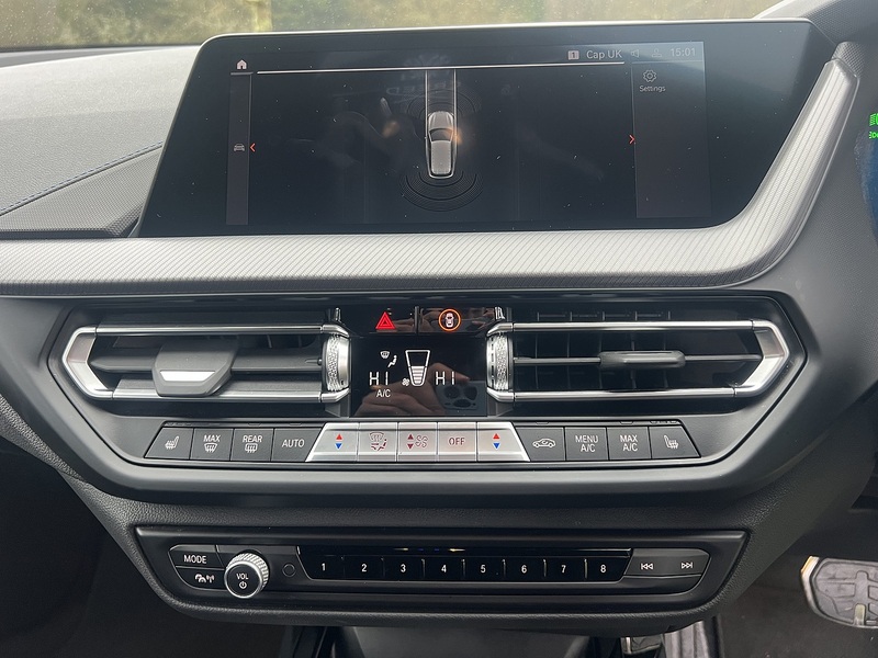 BMW 1 Series 2.0 M135i Hatchback 5dr Petrol Auto xDrive Euro 6 (s/s) (306 ps) Hatchback Automatic Petrol | - U10672