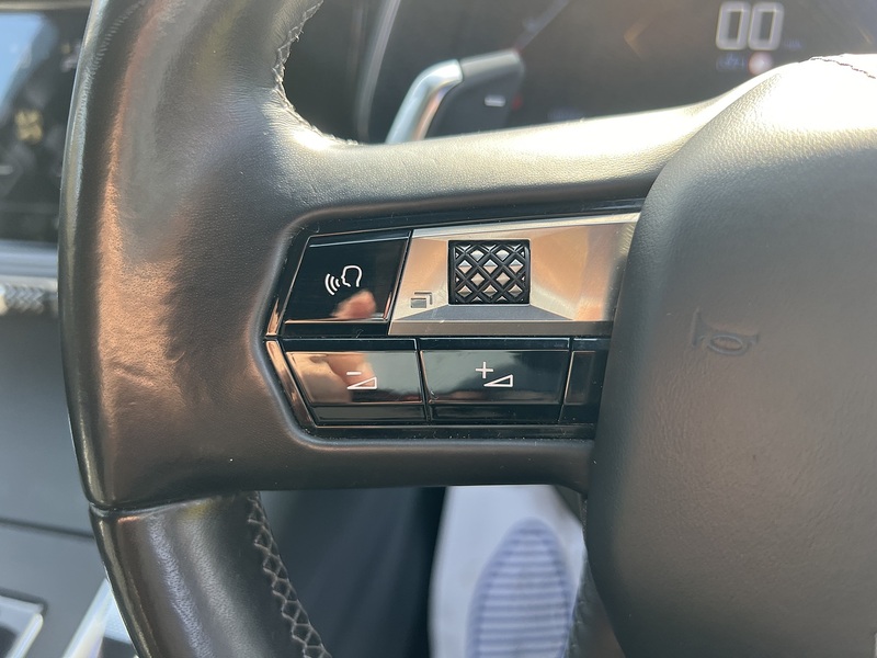 DS AUTOMOBILES DS 7 CROSSBACK 1.6 PureTech GPF Prestige Crossback 5dr Petrol EAT8 Euro 6 (s/s) (225 ps) SUV Automatic Petrol | - U10675