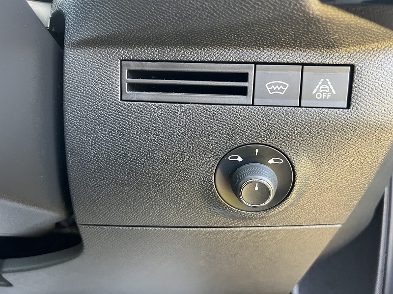 DS AUTOMOBILES DS 7 CROSSBACK 1.6 PureTech GPF Prestige Crossback 5dr Petrol EAT8 Euro 6 (s/s) (225 ps) SUV Automatic Petrol | - U10675