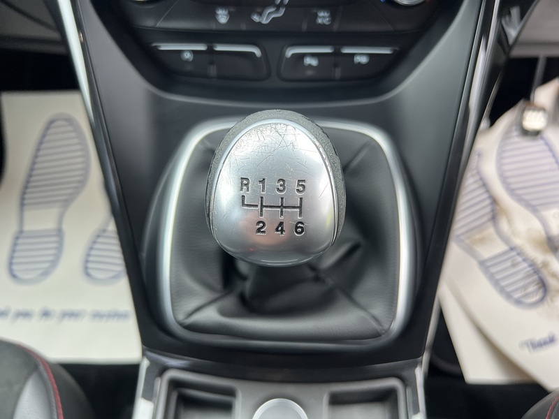 Ford Kuga 1.5 TDCi ST-Line SUV 5dr Diesel Manual Euro 6 (s/s) (120 ps) SUV Manual Diesel | FULL SERVICE - U10684