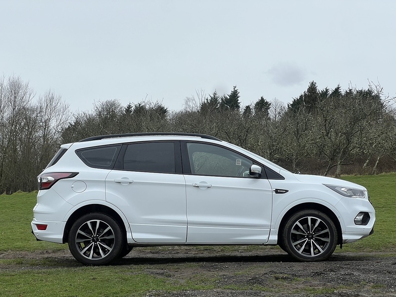 Ford Kuga 1.5 TDCi ST-Line SUV 5dr Diesel Manual Euro 6 (s/s) (120 ps) SUV Manual Diesel | FULL SERVICE - U10684
