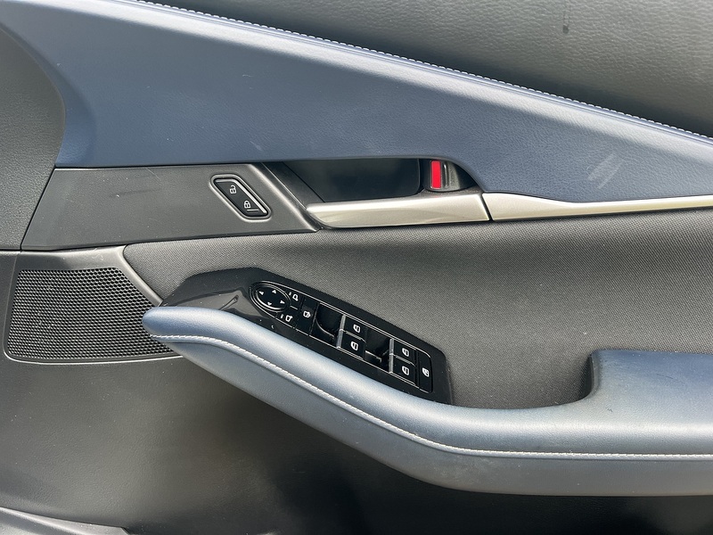 Mazda CX-30 2.0 SKYACTIV-G MHEV SE-L SUV 5dr Petrol Manual Euro 6 (s/s) (122 ps) SUV Manual Petrol | 1 FORMER - U10696