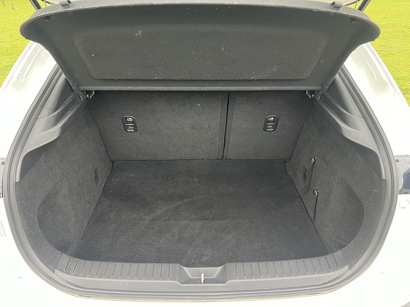 Mazda CX-30 2.0 SKYACTIV-G MHEV SE-L SUV 5dr Petrol Manual Euro 6 (s/s) (122 ps) SUV Manual Petrol | 1 FORMER - U10696