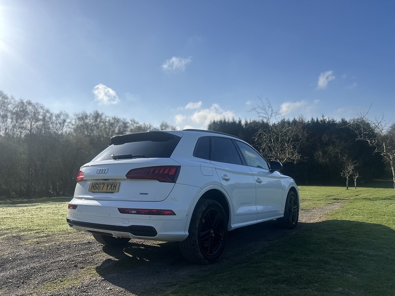 Audi Q5 2.0 TFSI S line SUV 5dr Petrol S Tronic quattro Euro 6 (s/s) (252 ps) SUV Automatic Petrol | FULL - U10711