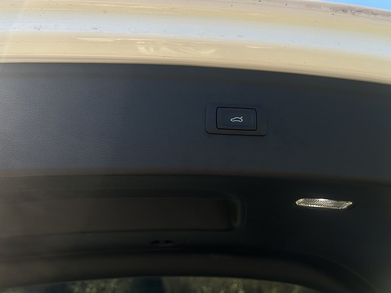 Audi Q5 2.0 TFSI S line SUV 5dr Petrol S Tronic quattro Euro 6 (s/s) (252 ps) SUV Automatic Petrol | FULL - U10711