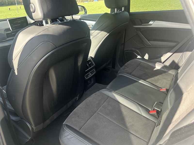 Audi Q5 2.0 TFSI S line SUV 5dr Petrol S Tronic quattro Euro 6 (s/s) (252 ps) SUV Automatic Petrol | FULL - U10711
