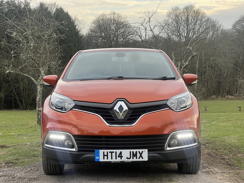 Renault Captur 1.5 dCi Dynamique MediaNav SUV 5dr Diesel EDC Euro 5 (90 ps) | NAV|17's|PARK DISTANCE|B/TOOTH - U10717