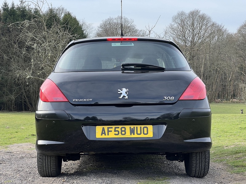 Peugeot 308 1.6 VTi S Hatchback 5dr Petrol Automatic (174 g/km, 120 bhp) - U10746