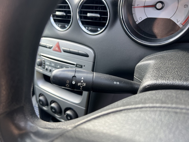 Peugeot 308 1.6 VTi S Hatchback 5dr Petrol Automatic (174 g/km, 120 bhp) - U10746