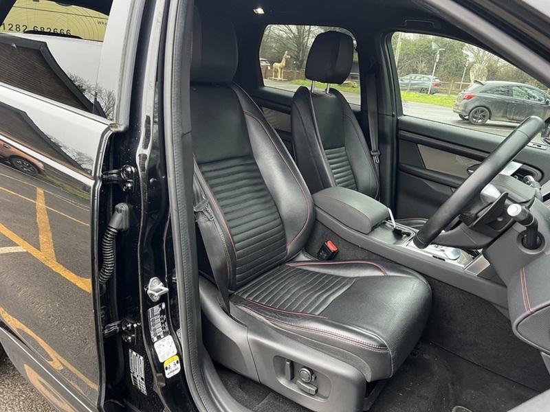 Land Rover Discovery Sport 2.0 D180 MHEV R-Dynamic SE SUV 5dr Diesel Auto 4WD Euro 6 (s/s) (180 ps) SUV Automatic Diesel | FULL - U10750