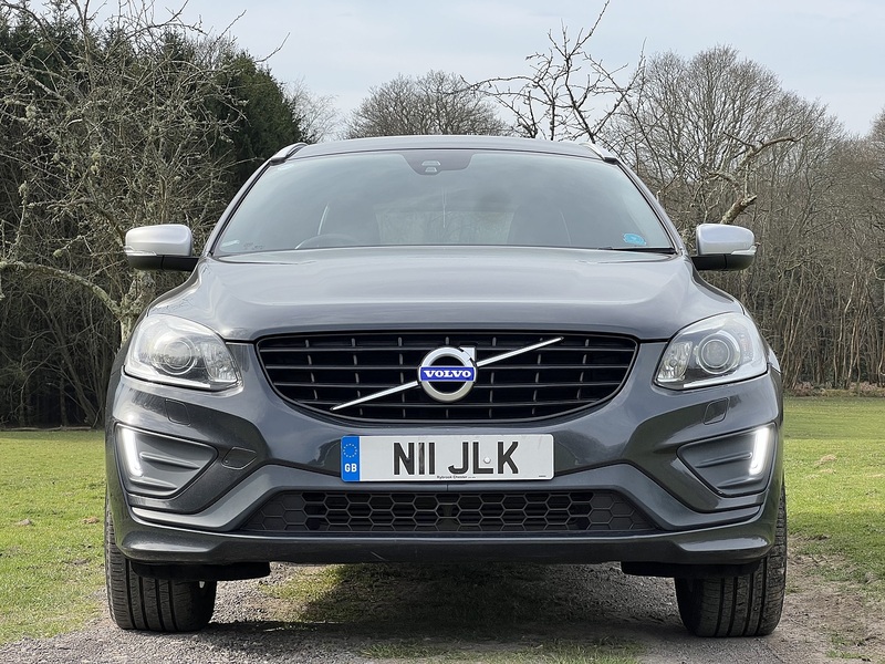 Volvo XC60 2.4 D5 R-Design Lux Nav SUV 5dr Diesel Auto AWD Euro 6 (s/s) (220 ps) SUV Automatic Diesel | - U10756