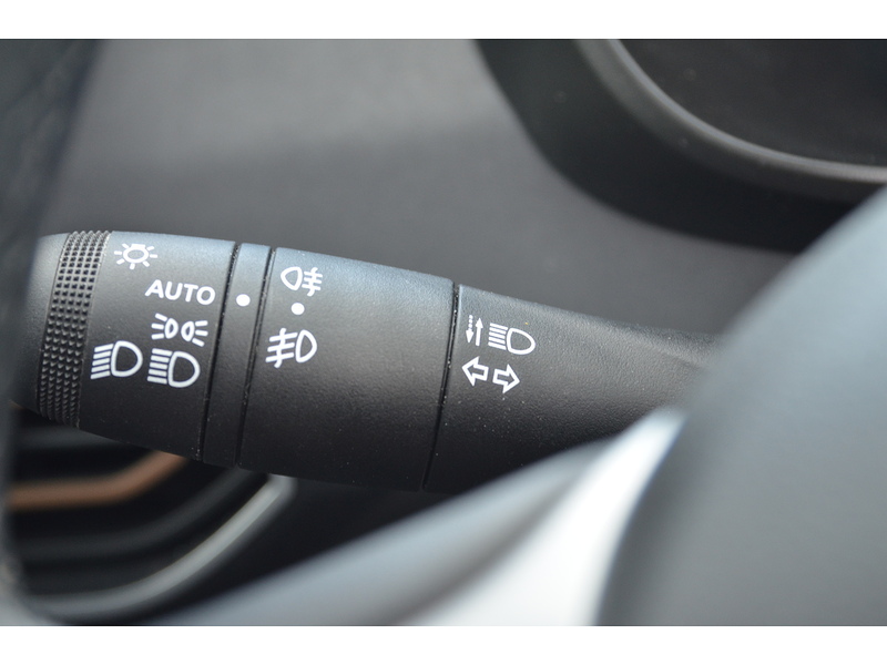Dacia Jogger 1.6 TCe-h EXTREME MPV 5dr Petrol Hybrid Auto Euro 6 (s/s) (140 ps) MPV Automatic Petrol Hybrid | 7 - U10759