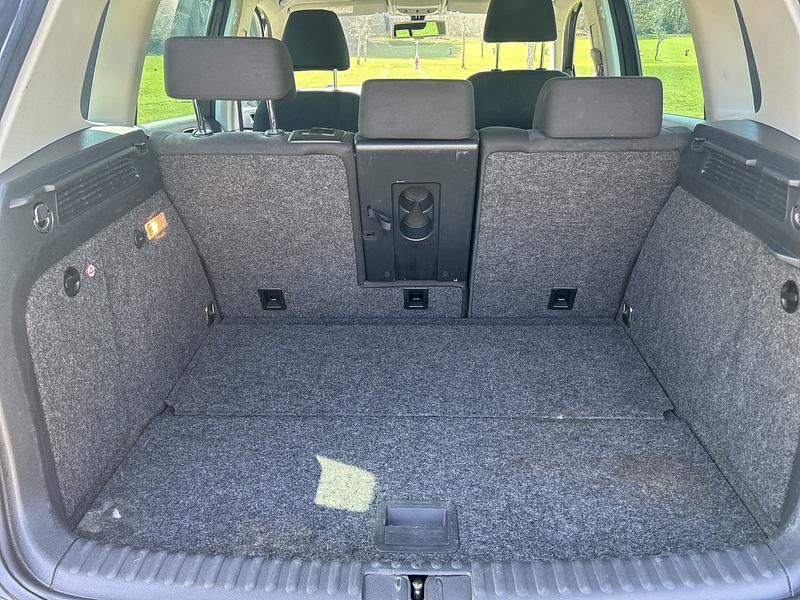 Volkswagen Tiguan 2.0 TDI BlueMotion Tech Match SUV 5dr Diesel Manual 4WD Euro 6 (s/s) (150 ps) SUV Manual Diesel | - U10766