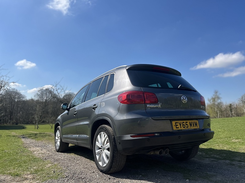 Volkswagen Tiguan 2.0 TDI BlueMotion Tech Match SUV 5dr Diesel Manual 4WD Euro 6 (s/s) (150 ps) SUV Manual Diesel | - U10766