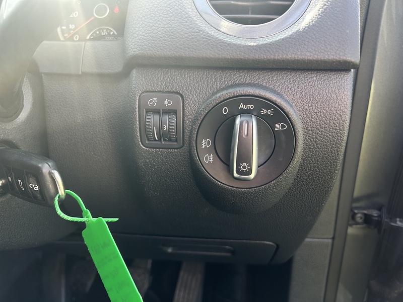 Volkswagen Tiguan 2.0 TDI BlueMotion Tech Match SUV 5dr Diesel Manual 4WD Euro 6 (s/s) (150 ps) SUV Manual Diesel | - U10766