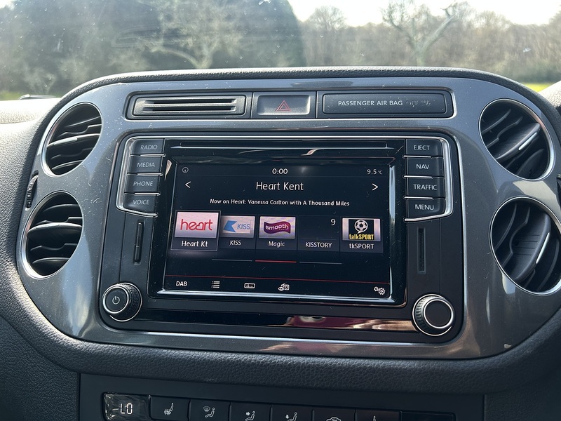 Volkswagen Tiguan 2.0 TDI BlueMotion Tech Match SUV 5dr Diesel Manual 4WD Euro 6 (s/s) (150 ps) SUV Manual Diesel | - U10766