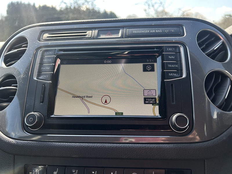 Volkswagen Tiguan 2.0 TDI BlueMotion Tech Match SUV 5dr Diesel Manual 4WD Euro 6 (s/s) (150 ps) SUV Manual Diesel | - U10766