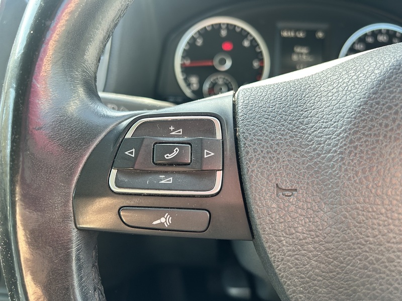 Volkswagen Tiguan 2.0 TDI BlueMotion Tech Match SUV 5dr Diesel Manual 4WD Euro 6 (s/s) (150 ps) SUV Manual Diesel | - U10766