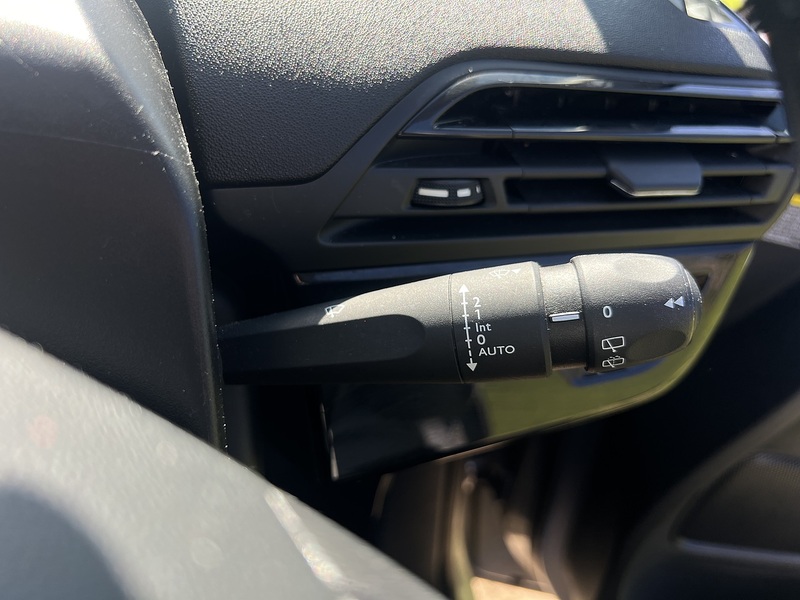 Citroen Grand C4 Picasso 1.2 PureTech Touch Edition MPV 5dr Petrol Manual Euro 6 (s/s) (130 ps) MPV Manual Petrol | MOT - U10770