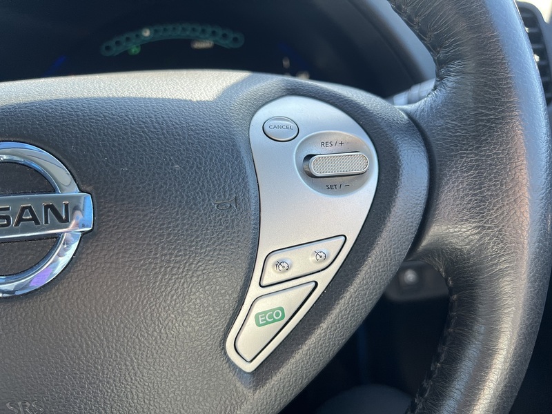 Nissan Leaf 30kWh Tekna Hatchback 5dr Electric Auto (109 bhp) Hatchback Automatic Electric | 360 CAM|COLD - U10772