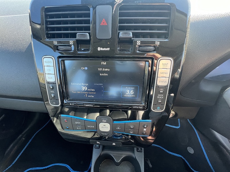 Nissan Leaf 30kWh Tekna Hatchback 5dr Electric Auto (109 bhp) Hatchback Automatic Electric | 360 CAM|COLD - U10772