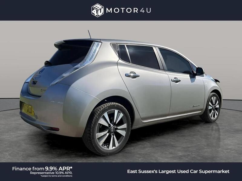 Nissan Leaf 30kWh Tekna Hatchback 5dr Electric Auto (109 bhp) Hatchback Automatic Electric | 360 CAM|COLD - U10772