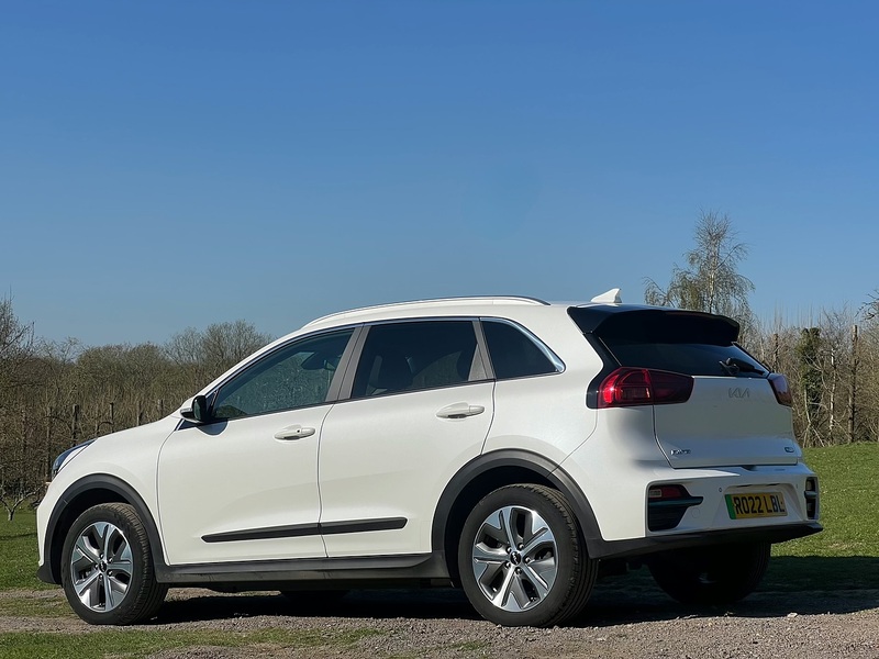 Kia Niro 64kWh 2 SUV 5dr Electric Auto (201 bhp) SUV Automatic Electric | APPLE|R/CAM|CRUISE|NAV - U10774