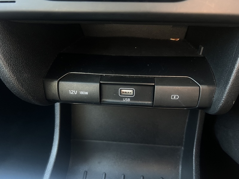 Kia Niro 64kWh 2 SUV 5dr Electric Auto (201 bhp) SUV Automatic Electric | APPLE|R/CAM|CRUISE|NAV - U10774