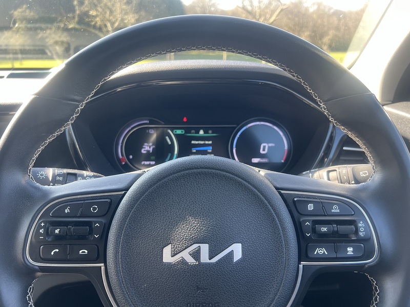 Kia Niro 64kWh 2 SUV 5dr Electric Auto (201 bhp) SUV Automatic Electric | APPLE|R/CAM|CRUISE|NAV - U10774