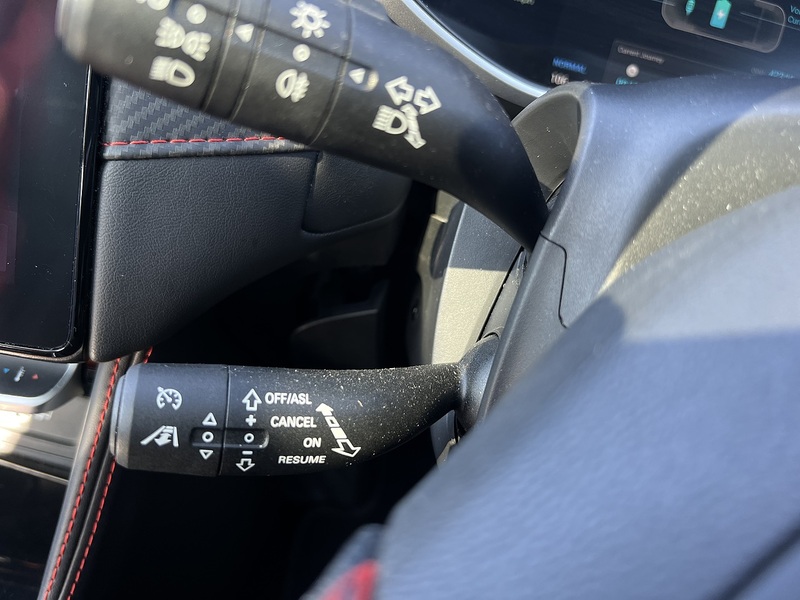 MG MG ZS 72.6kWh Trophy Long Range SUV 5dr Electric Auto (156 ps) SUV Automatic Electric | - U10775