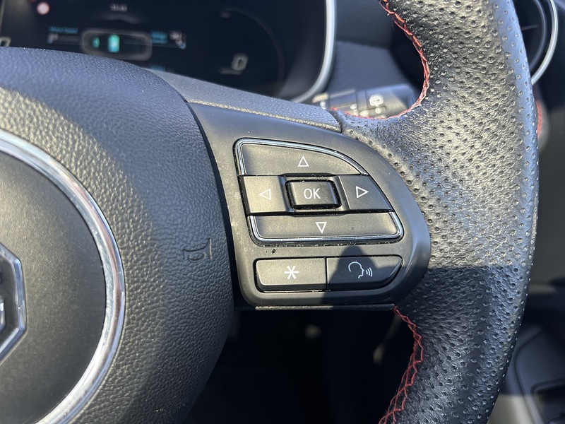 MG MG ZS 72.6kWh Trophy Long Range SUV 5dr Electric Auto (156 ps) SUV Automatic Electric | - U10775